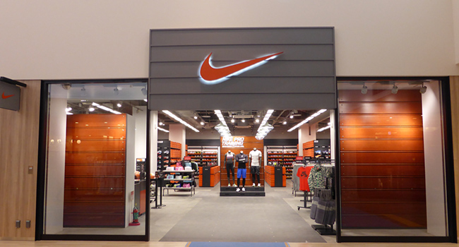 NIKE FACTORY STORE 北広島